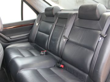 Peugeot 605